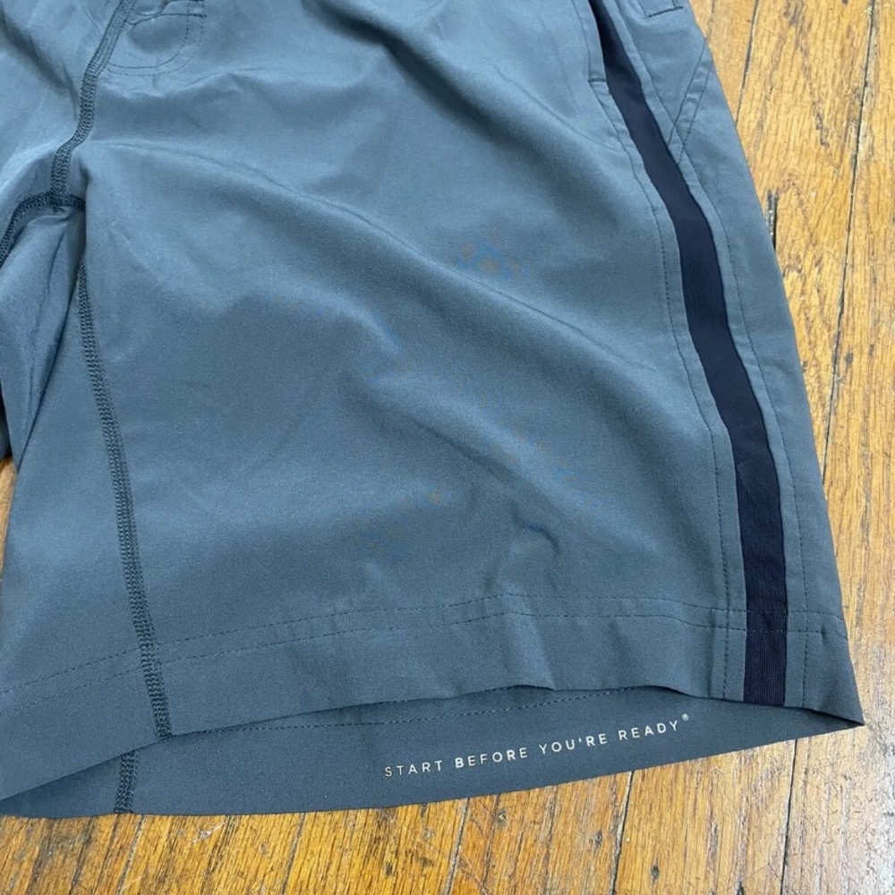 Fourlaps Advance Lined Shorts 9" Men’s Size M Gray EUC. - Picture 6 of 12
